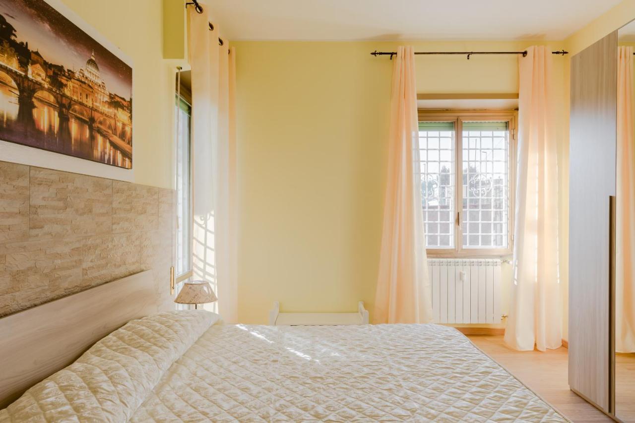 Le Rondini Apartment, 5 Persone, 2 Balconi, Policlinico Tor Vergata E Casilino Rome Buitenkant foto