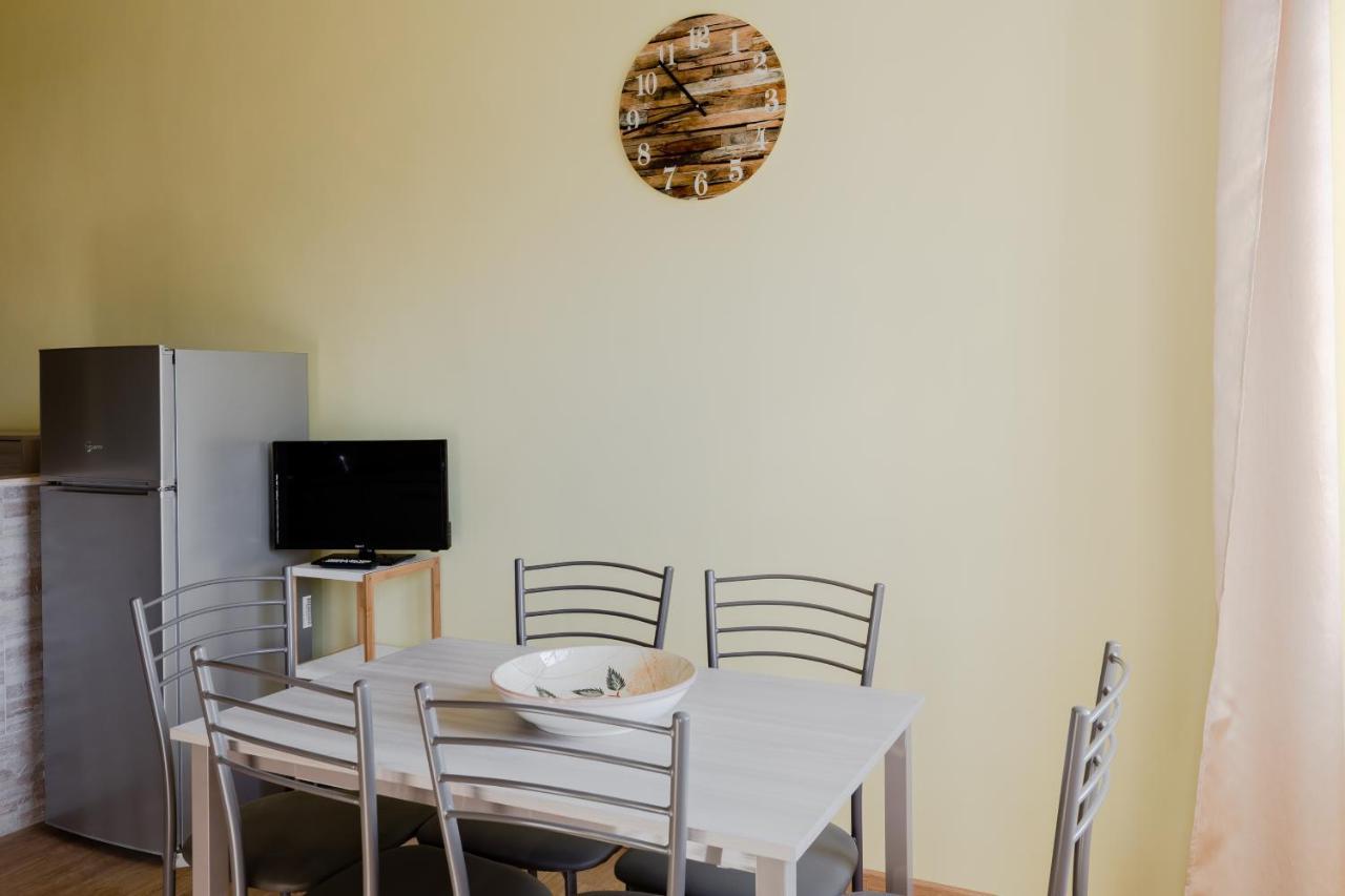 Le Rondini Apartment, 5 Persone, 2 Balconi, Policlinico Tor Vergata E Casilino Rome Buitenkant foto