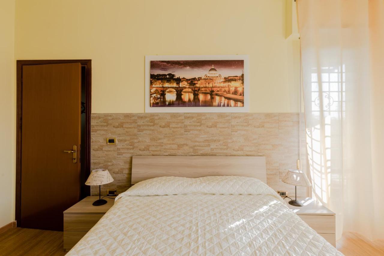 Le Rondini Apartment, 5 Persone, 2 Balconi, Policlinico Tor Vergata E Casilino Rome Buitenkant foto