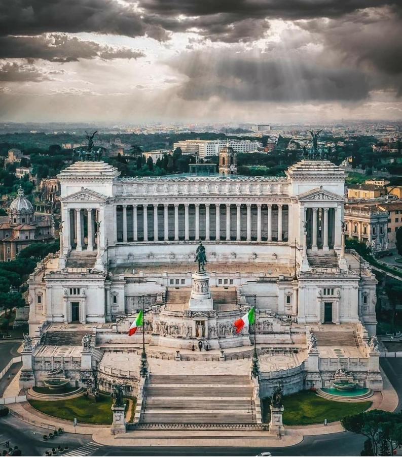 Le Rondini Apartment, 5 Persone, 2 Balconi, Policlinico Tor Vergata E Casilino Rome Buitenkant foto